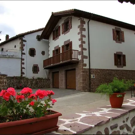 Maison d'hôtes Casa Bentta à Errazu Extérieur photo
